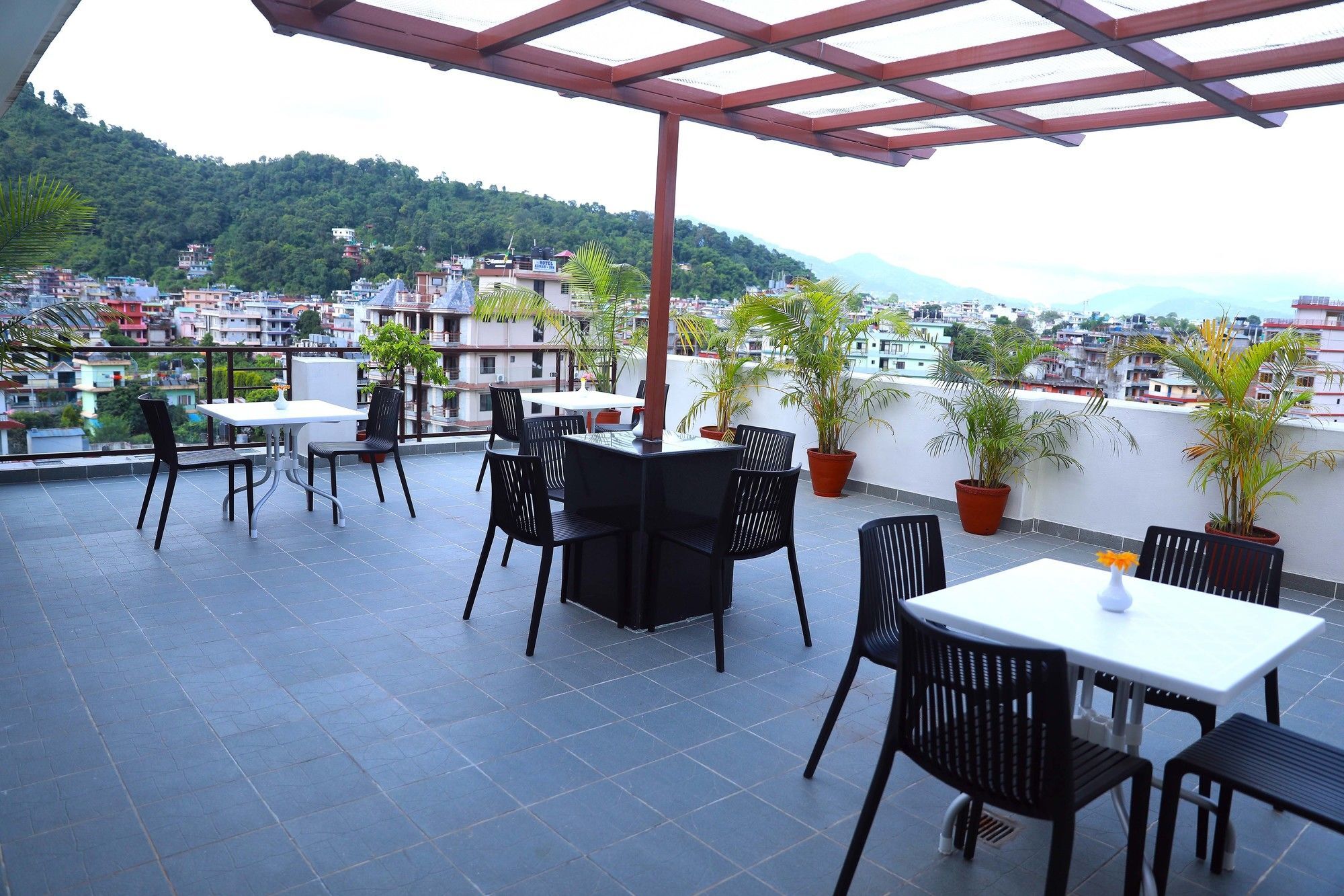 Hotel Haven O' Ganga Pokhara Exterior photo